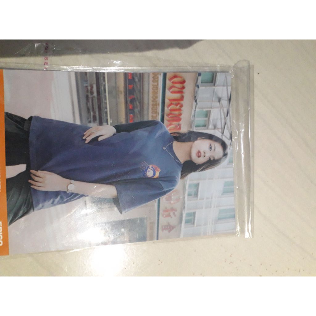 Photopack ERIGO OFFICIAL Christy JKT48+Bonus Photocard Jkt48 Random 5pcs