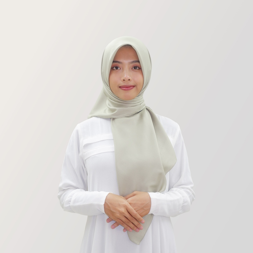 HYRA Kerudung Voal Hijab Segiempat Polos Kelim Warna Hijau Sage
