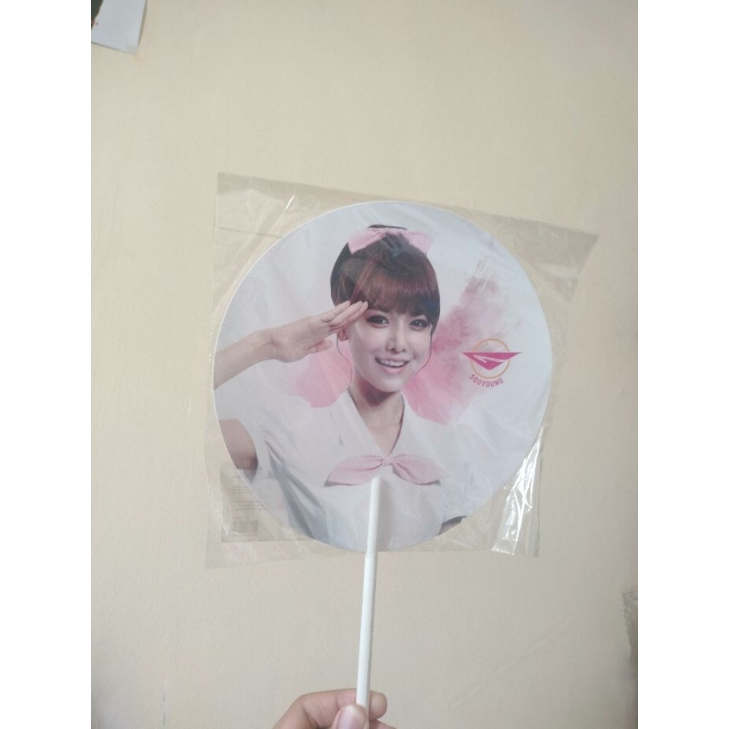 KIPAS UCHIWA SNSD GIRLS GENERATION SOOYOUNG