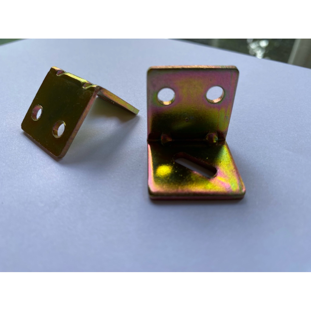 plat siku besi galvanis