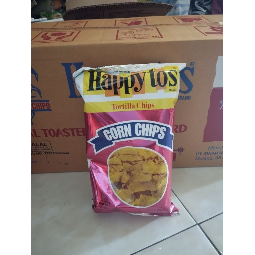 

Happy Tos tortilla Chip warna merah/keripik jagung Renyah/happy tos kemasan 140g