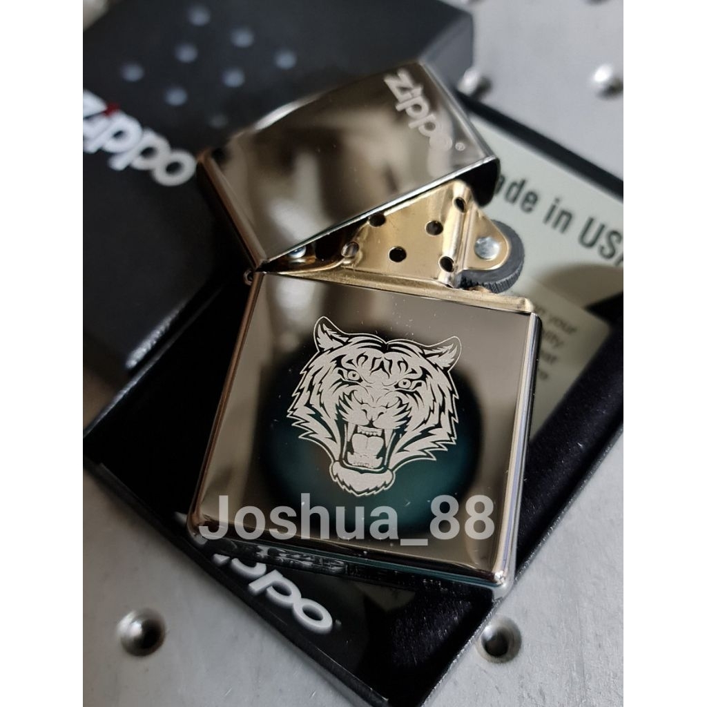 Zippo Original Korek Api Custom Ukir Harimau/Macan Black Ice Insert Gold