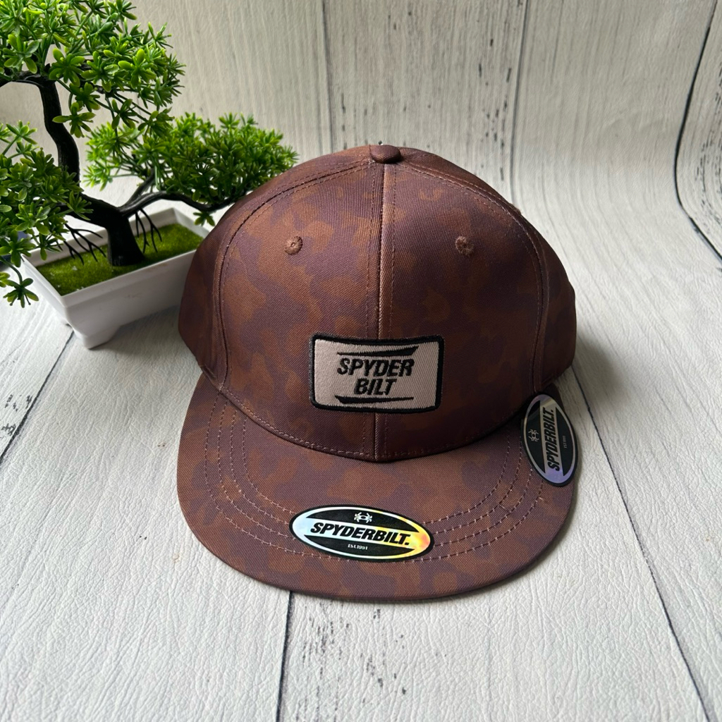 Topi snapback spyderbilt