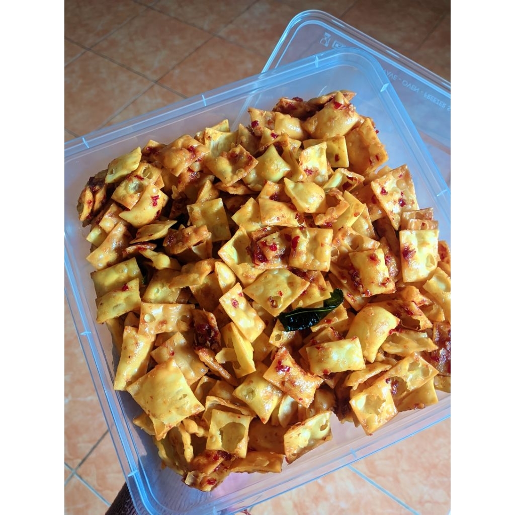 

pangsit balado pedas manis