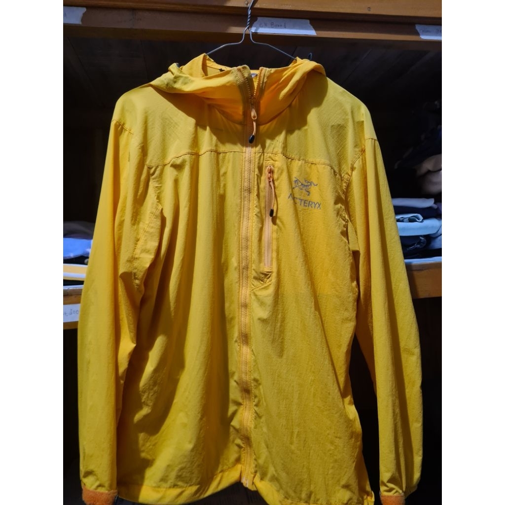 jaket running arcteryx second,jaket running arcteryx preloved