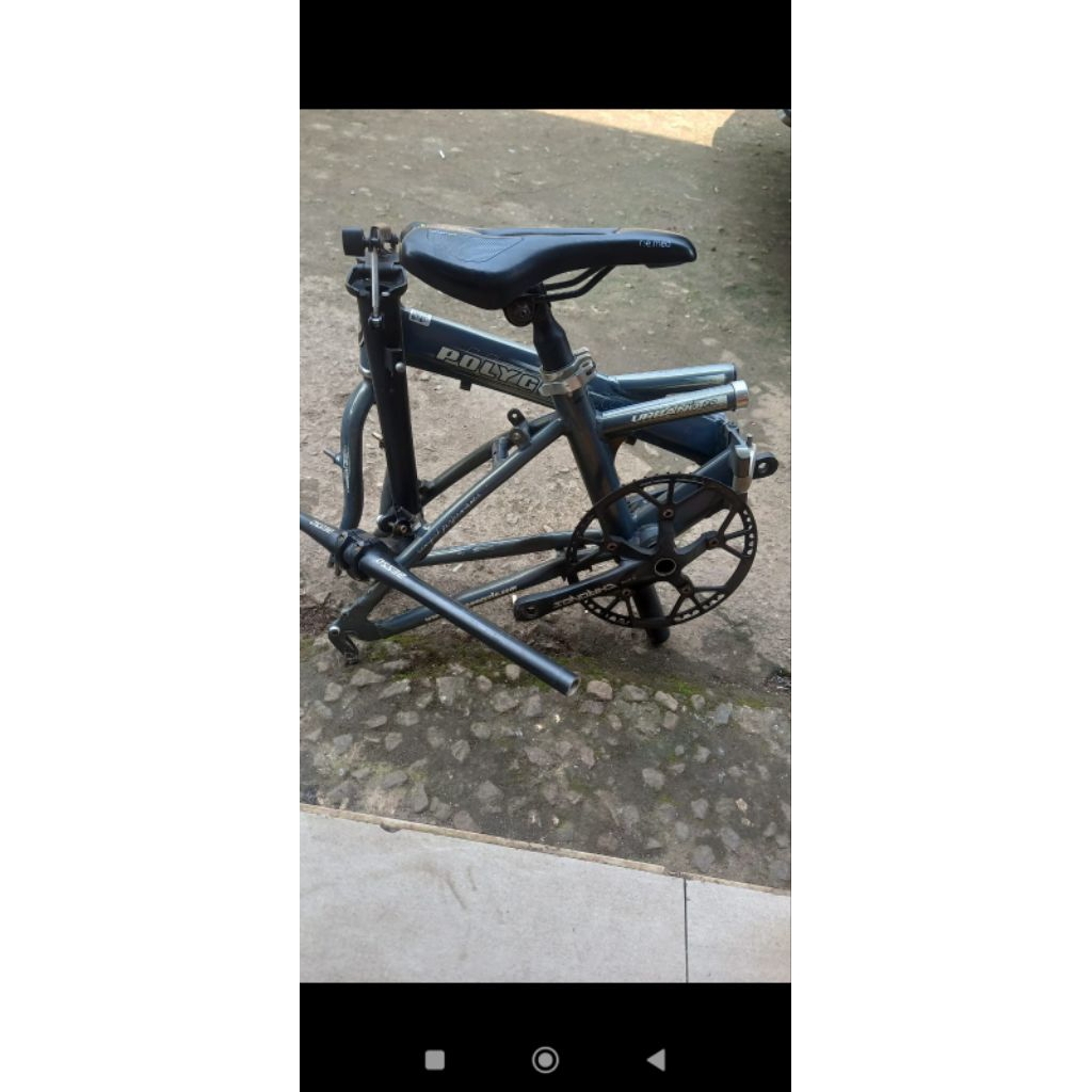 sepeda lipat Polygon urbano 3.0