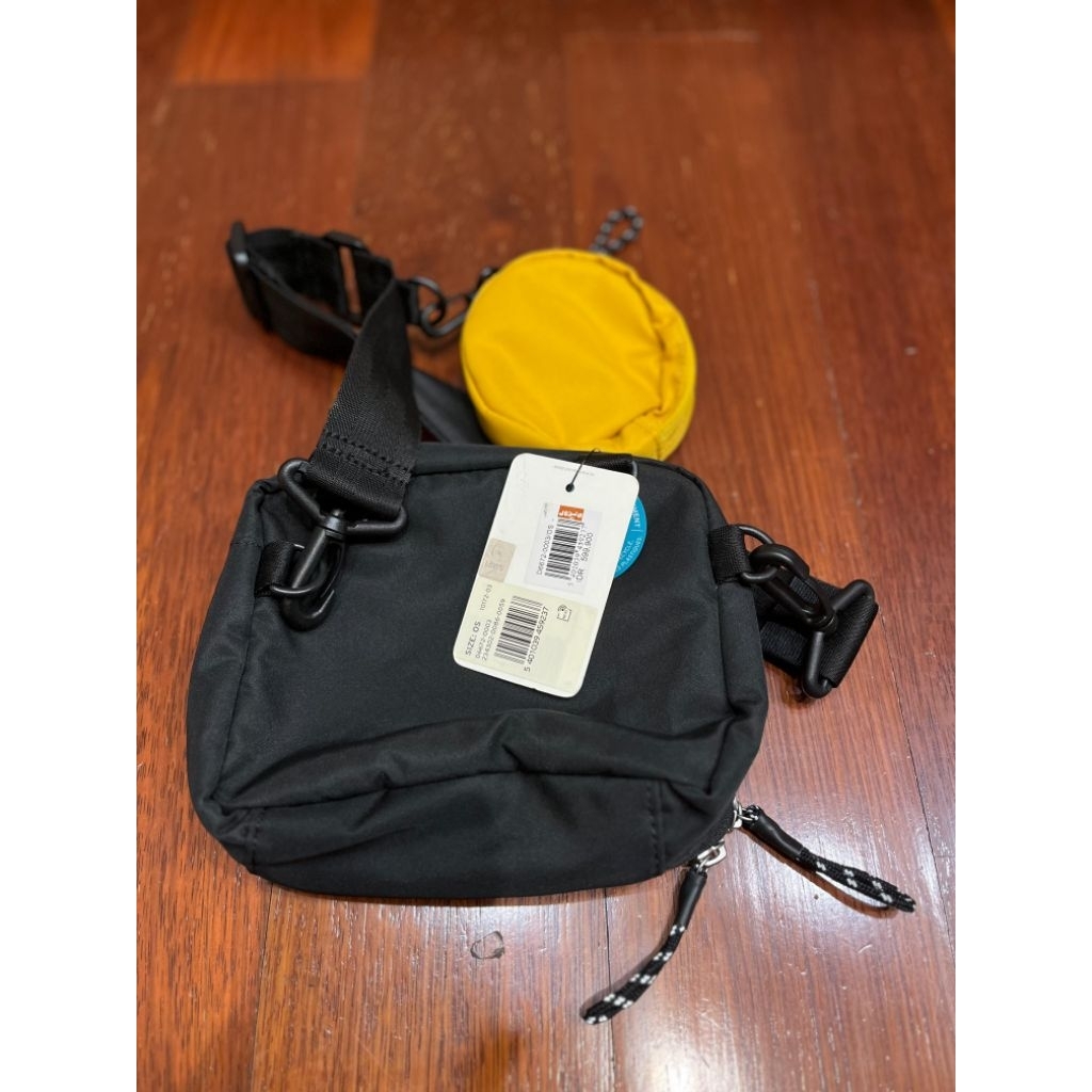 Tas Levis Original Sling Bag