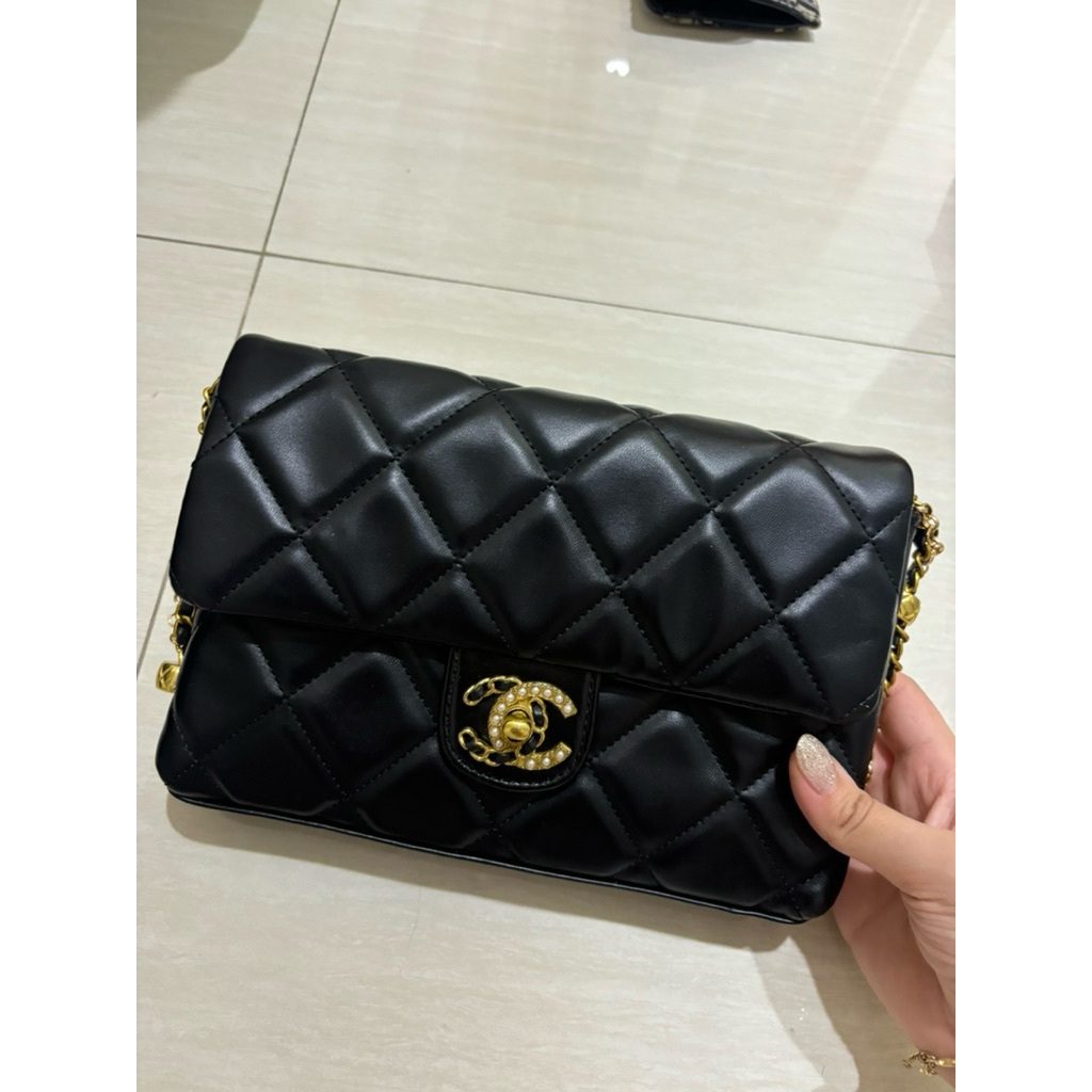 chanel flap vip gift