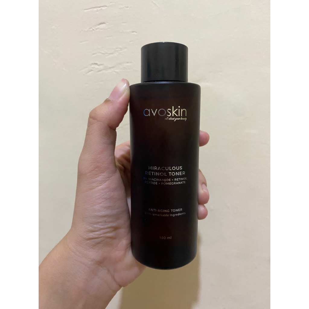 PrelovedAvoskin Miraculous Retinol Toner