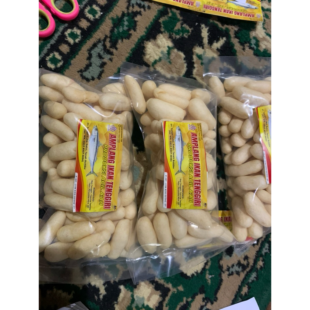 

amplang acil aah,asli 100% ikan tenggiri,tanpa campuran ikan apapun,renyah gurih nikmat