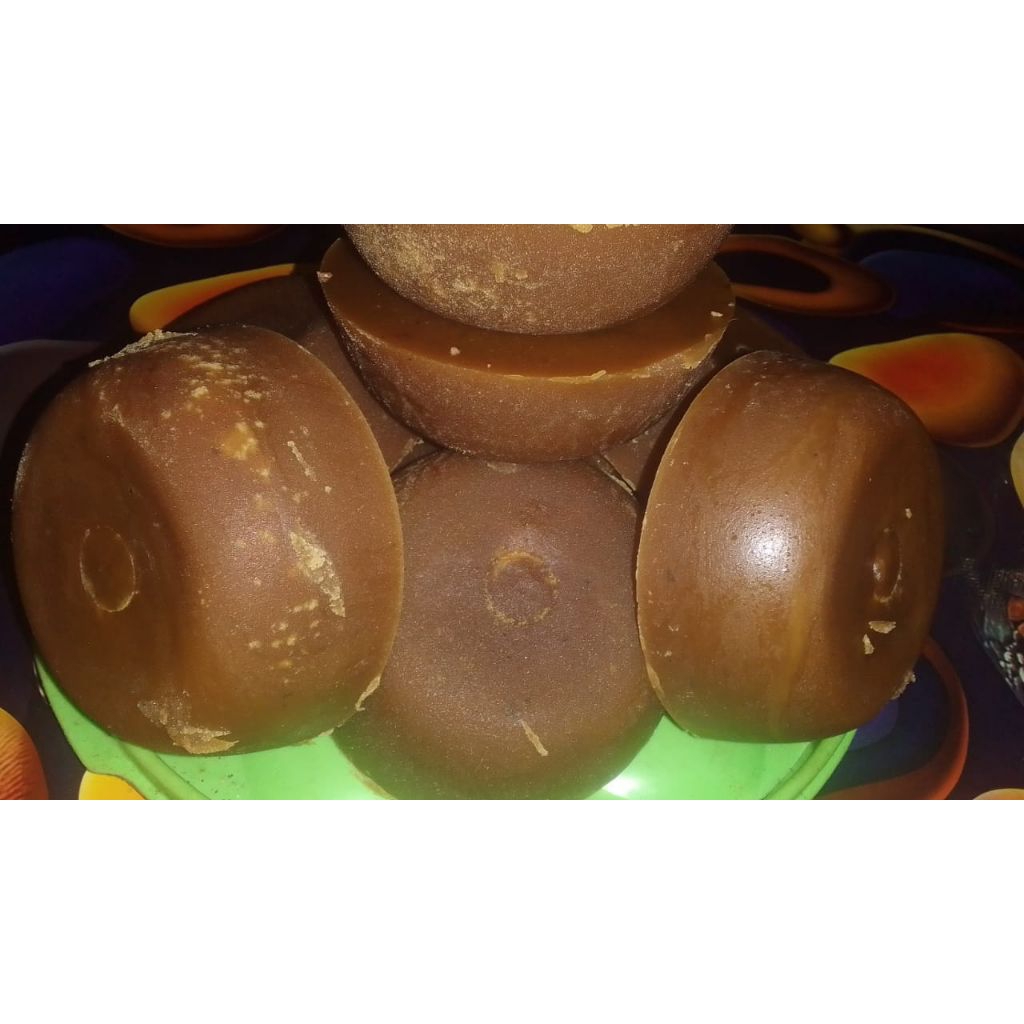 

gula dahon gula nipah 1 pcs 500 gram