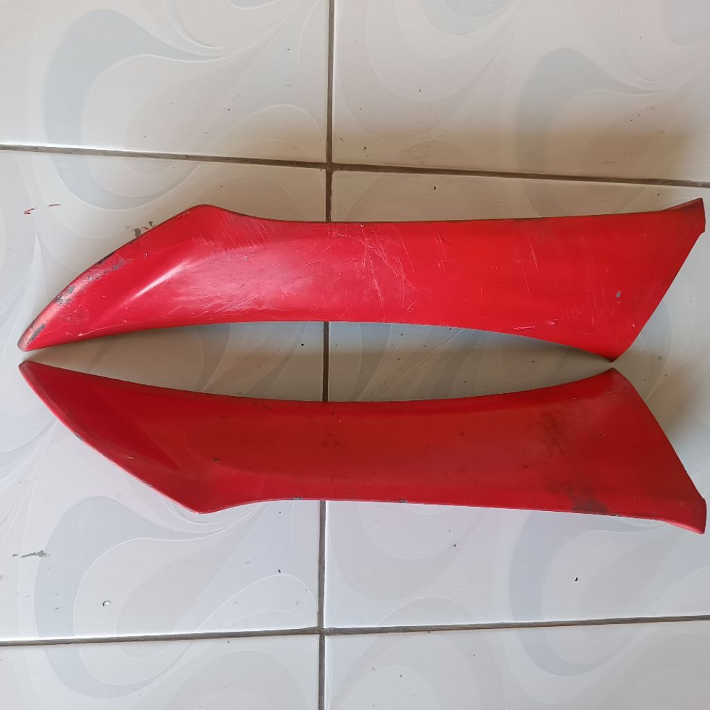 Sambungan body sayap luar supra x 125 old original