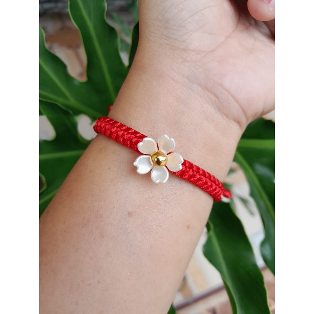 Gelang Tali Liontin Bunga kadar 10 karat Semar Nusantara