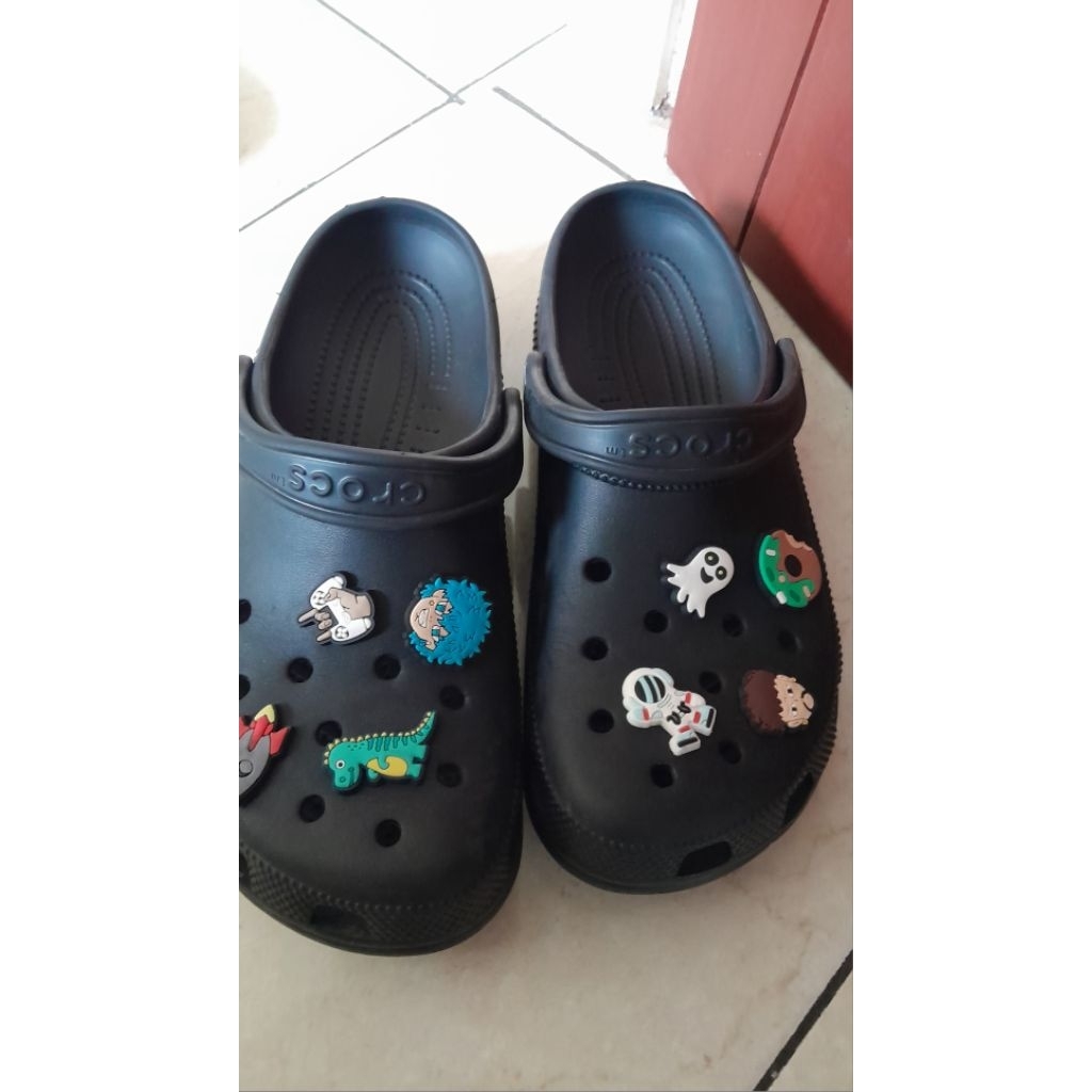 preloved crocs ori with jibbitz