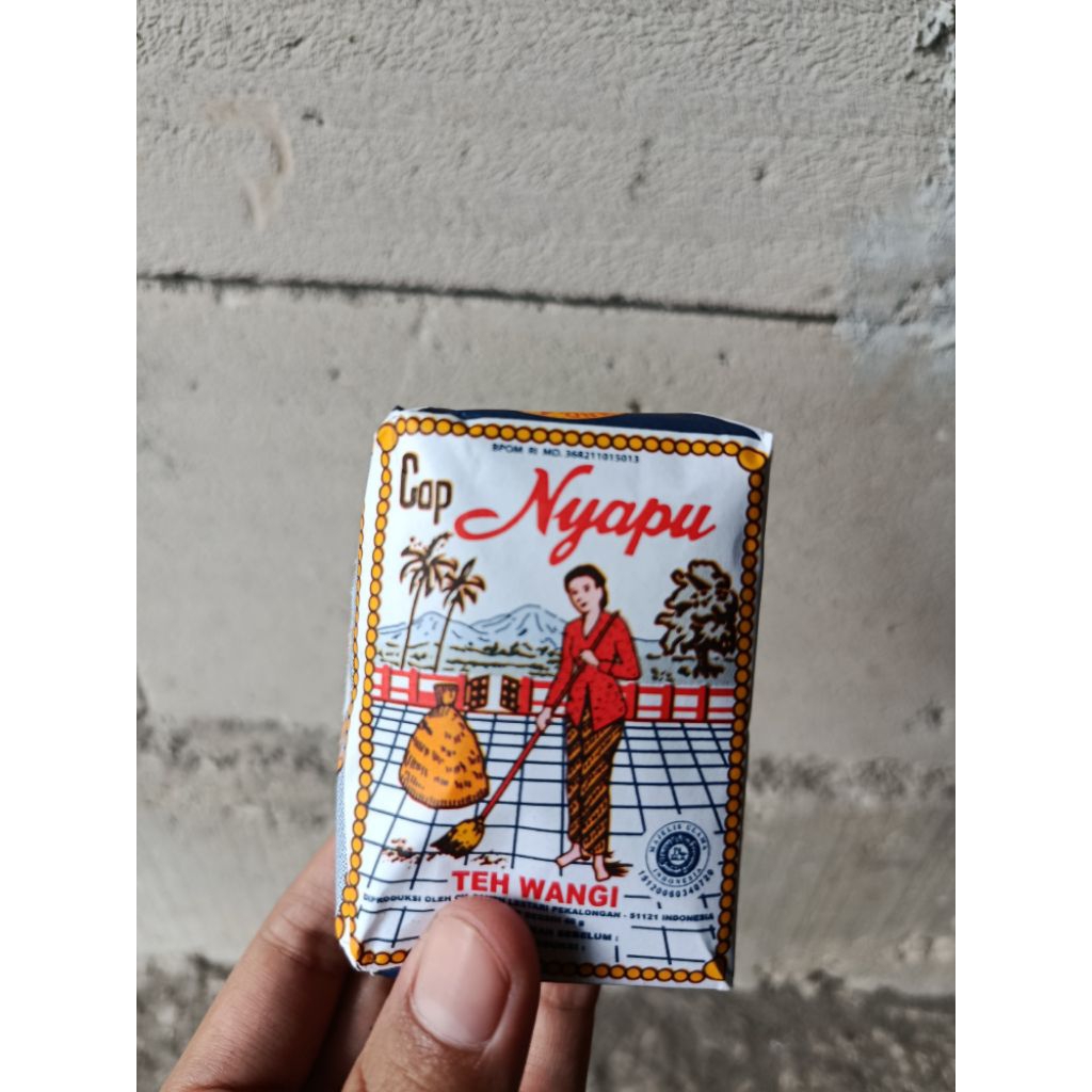 

Teh Nyapu (Teh khas angkringan)