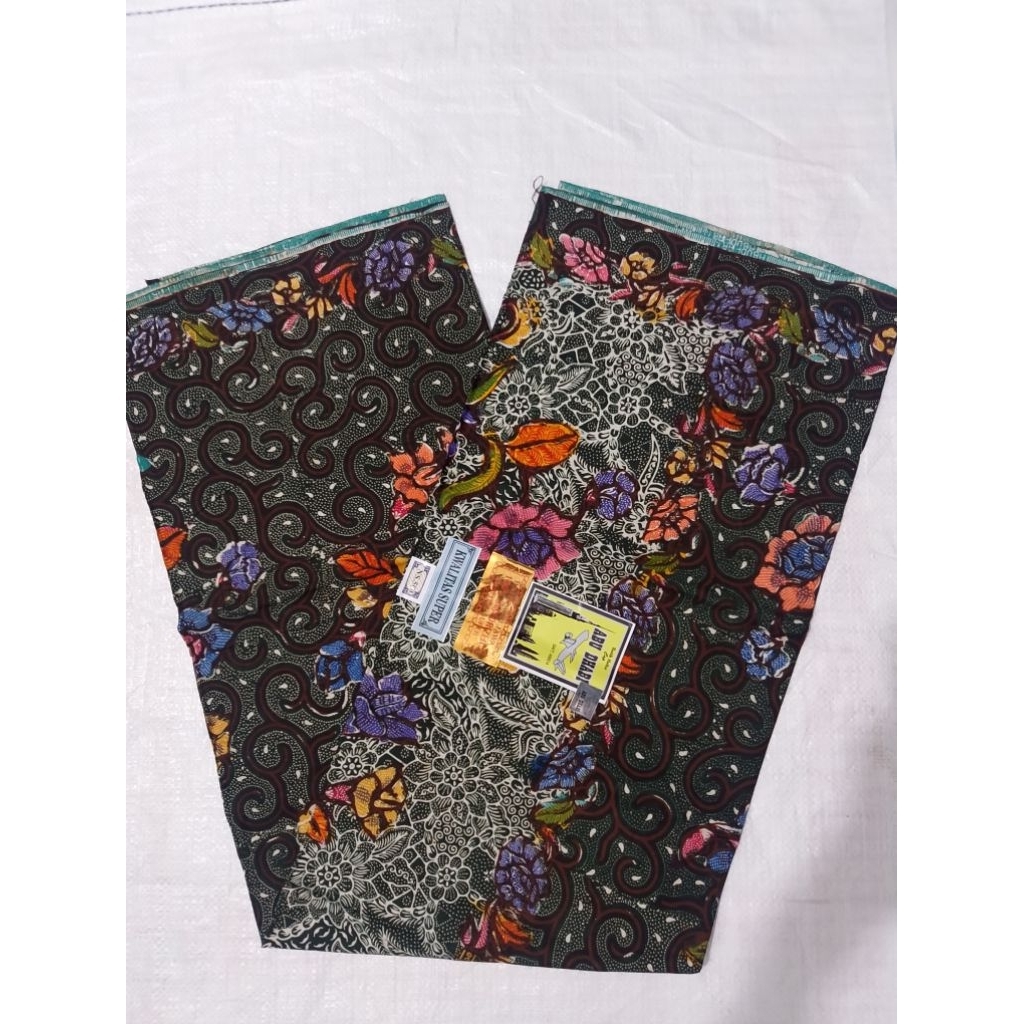 KAIN ABU DHABI TERBARU/KAIN WANITA/SARUNG Wanita/pakaian wanita