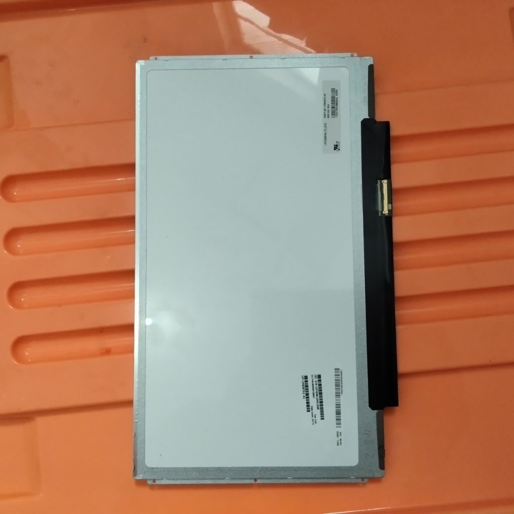 LCD Dell Inspiron 13z 5323 ~ Dell Inspiron 13z N301z ~ Dell Inspiron 13z N311z ORI