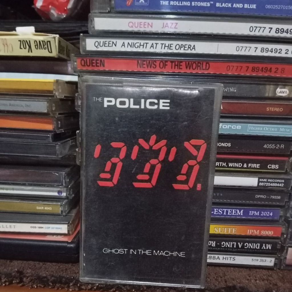kaset the police ghost in the machine