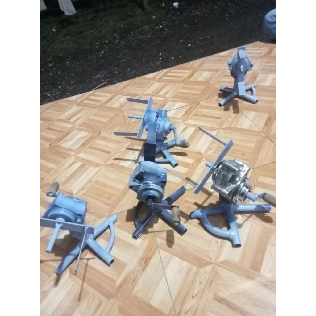 KEREKAN LAYANGAN TERBUAT DARI DINAMO STATER.