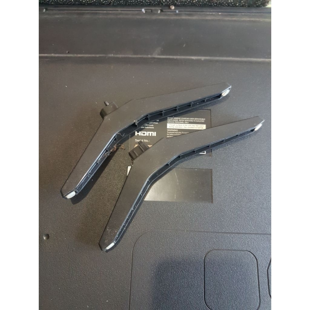 STAND KAKI TV LED PANASONIC th-43e302g BEKAS NORMAL