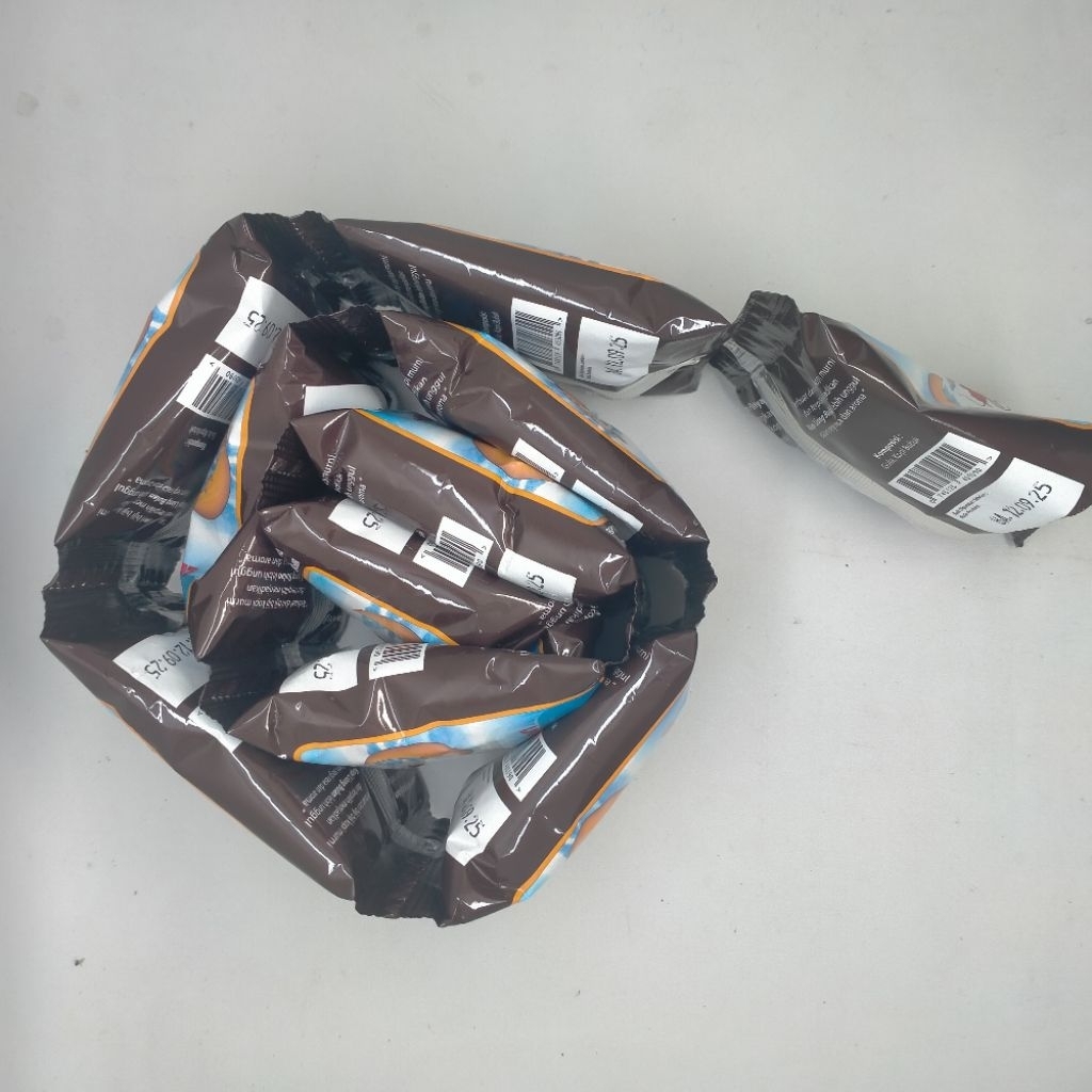 

kopi liong plus gula 28gr isi 20 sachet