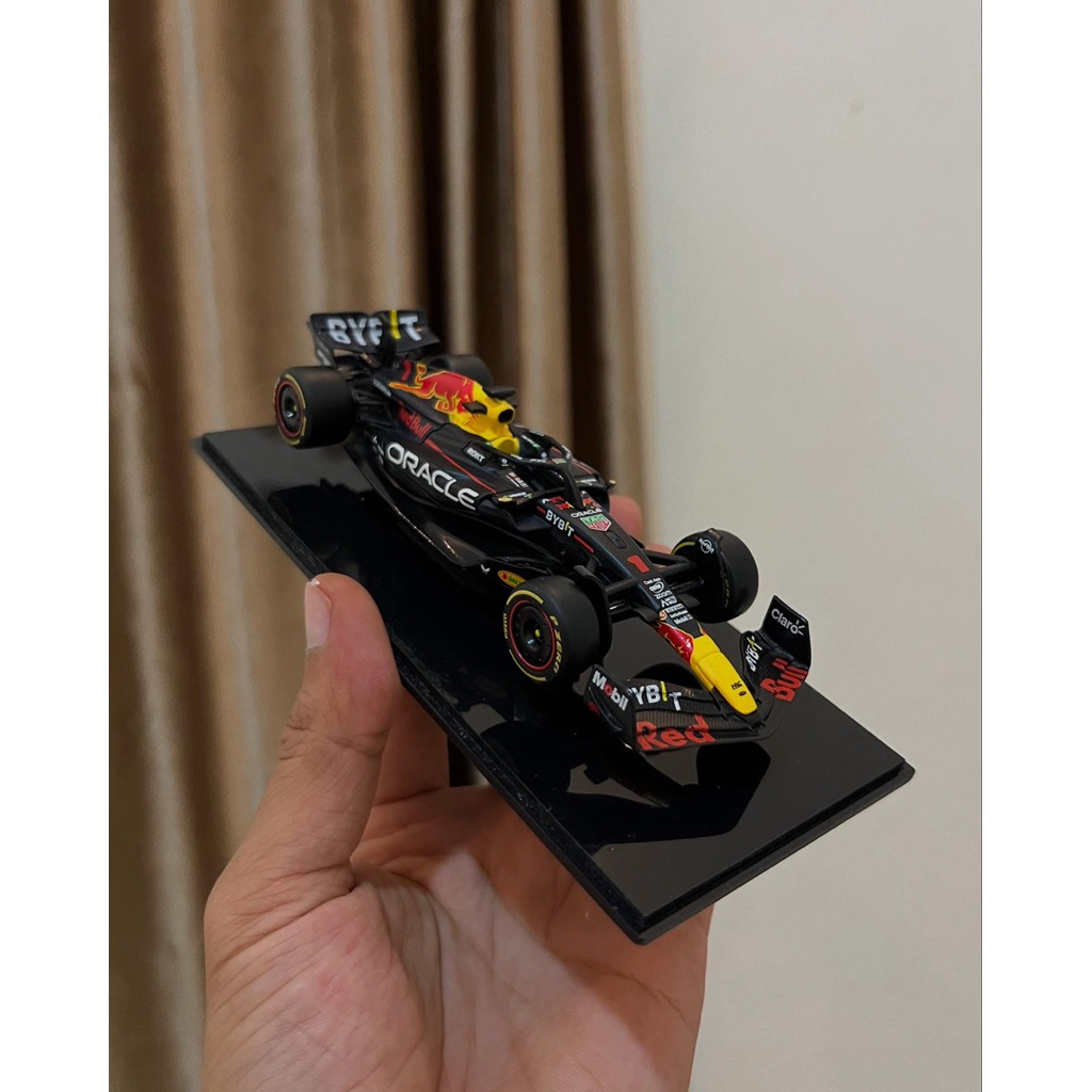 Diecast F1 Red Bull RB19 2023 - Max Verstappen#1 (UNSEAL)