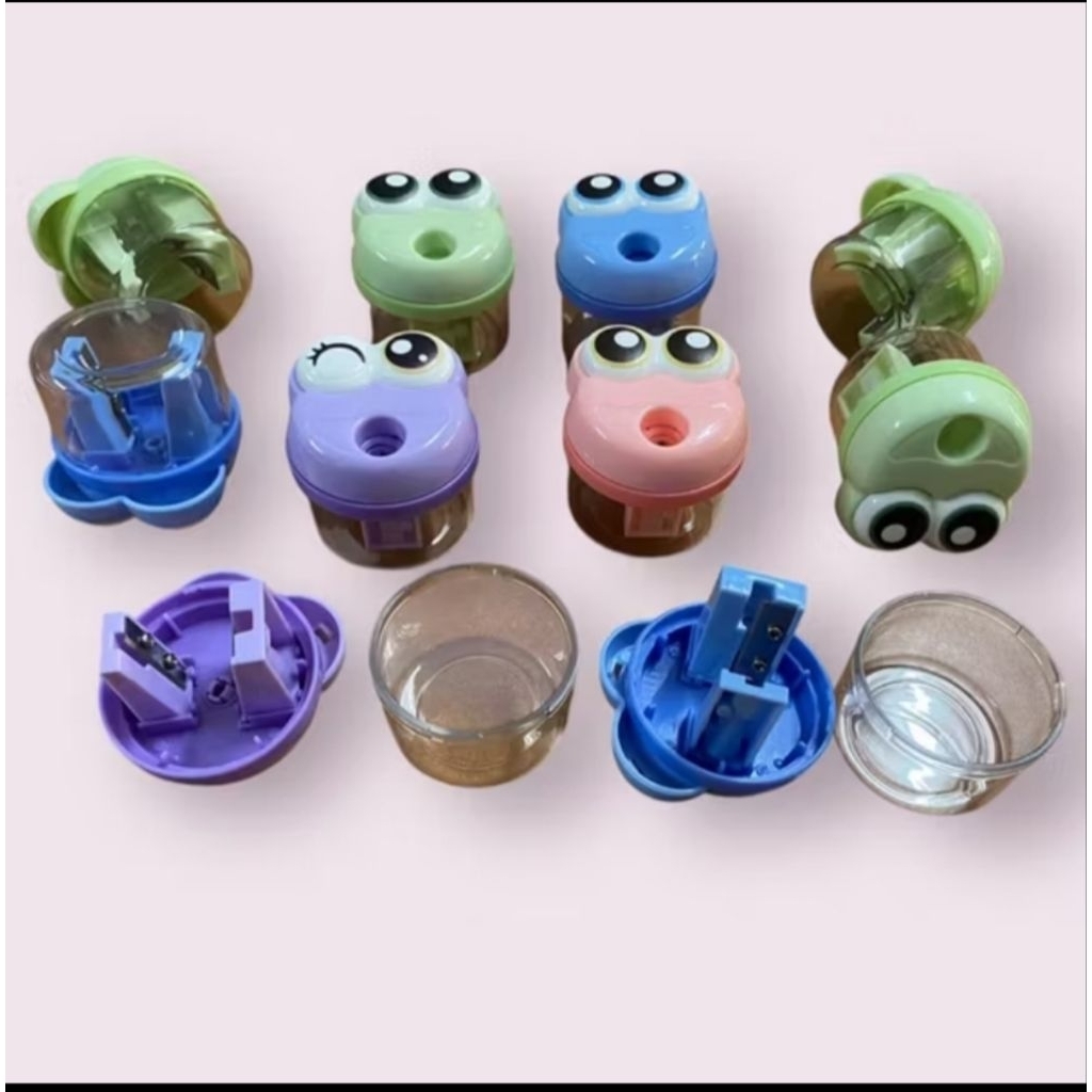 

Rautan Pensil Putar Karakter Mata Besar XIAOLINGJING 5865 Unik Lucu Serutan