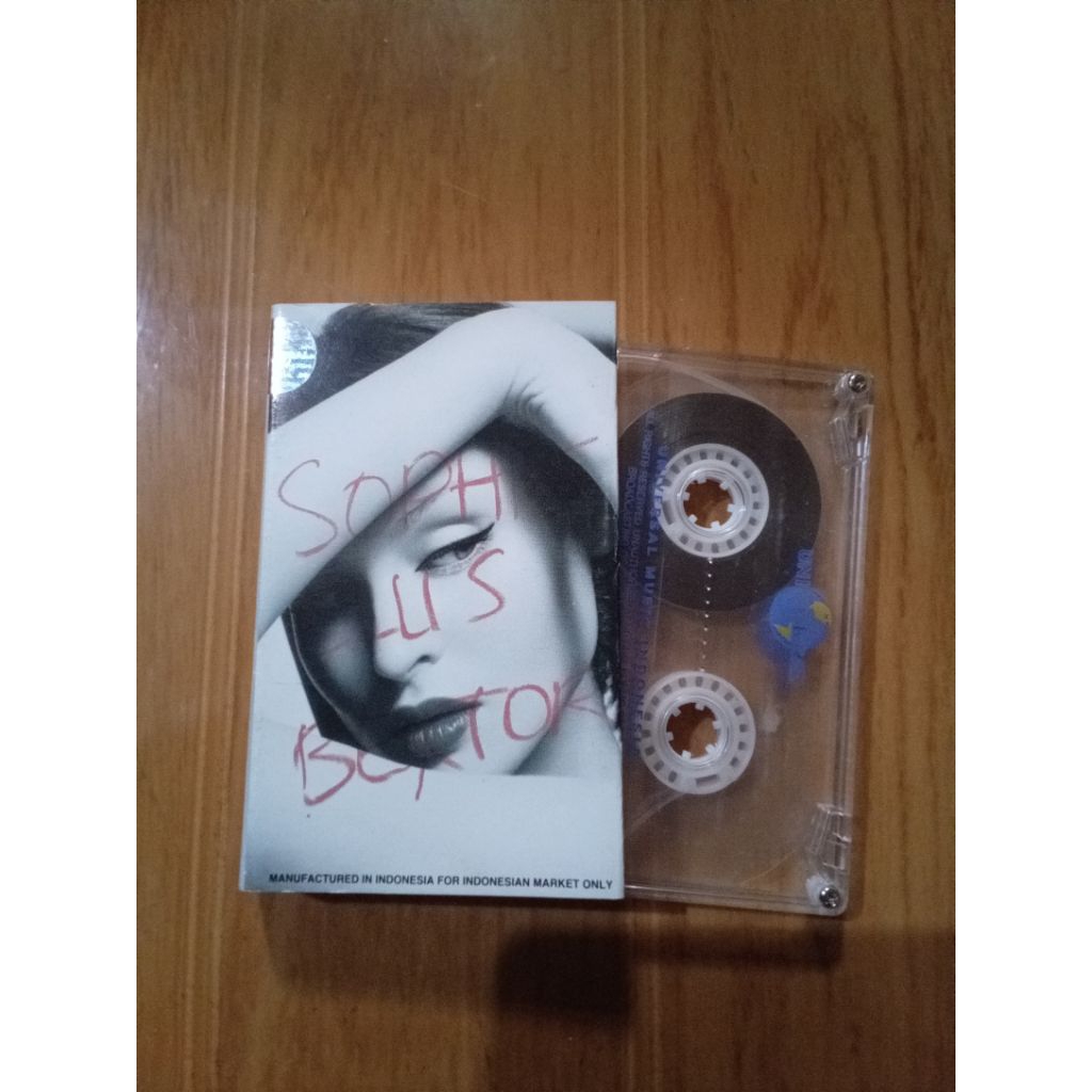 kaset pita sophie ellis bextor - read my lips