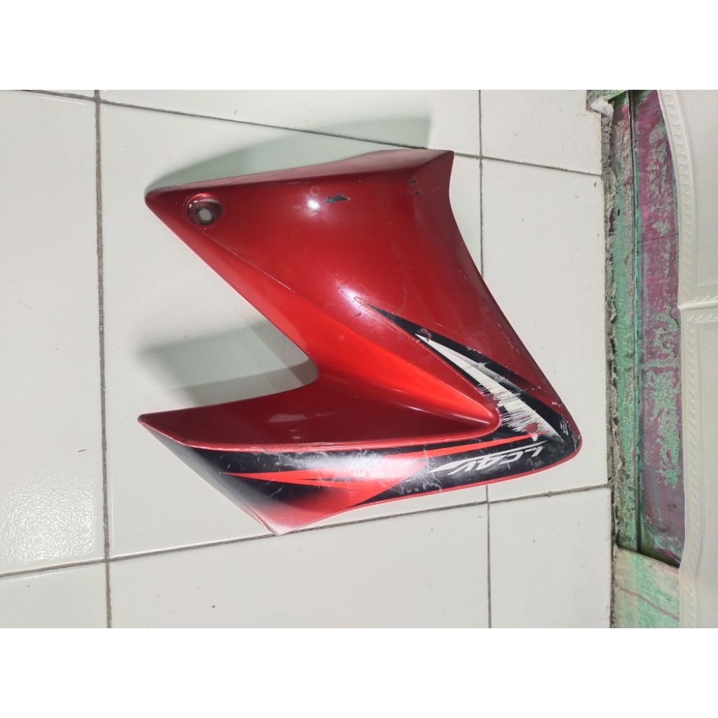 Cover sayap tangki vixion old vixion lama sebelah kiri original 2nd lepasan motor