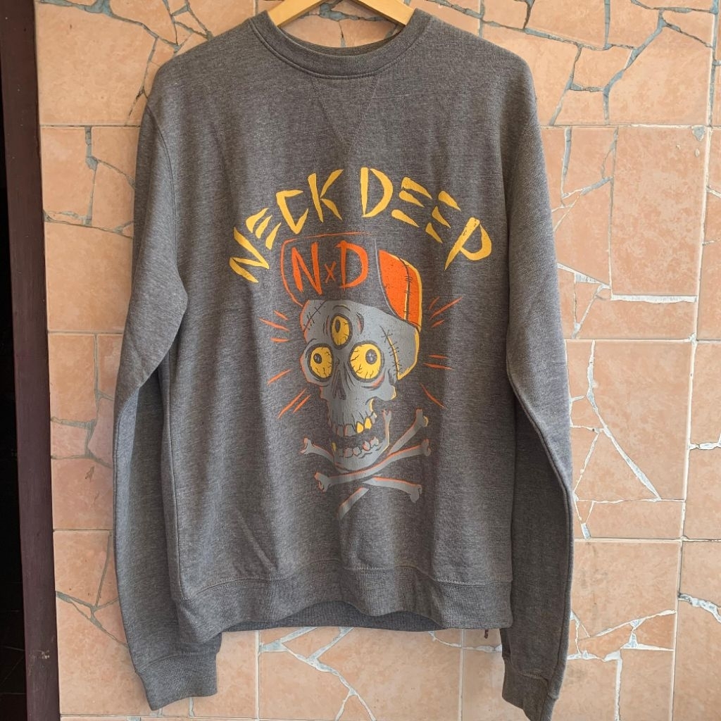Sweatshirt Neck Deep Skulls Original