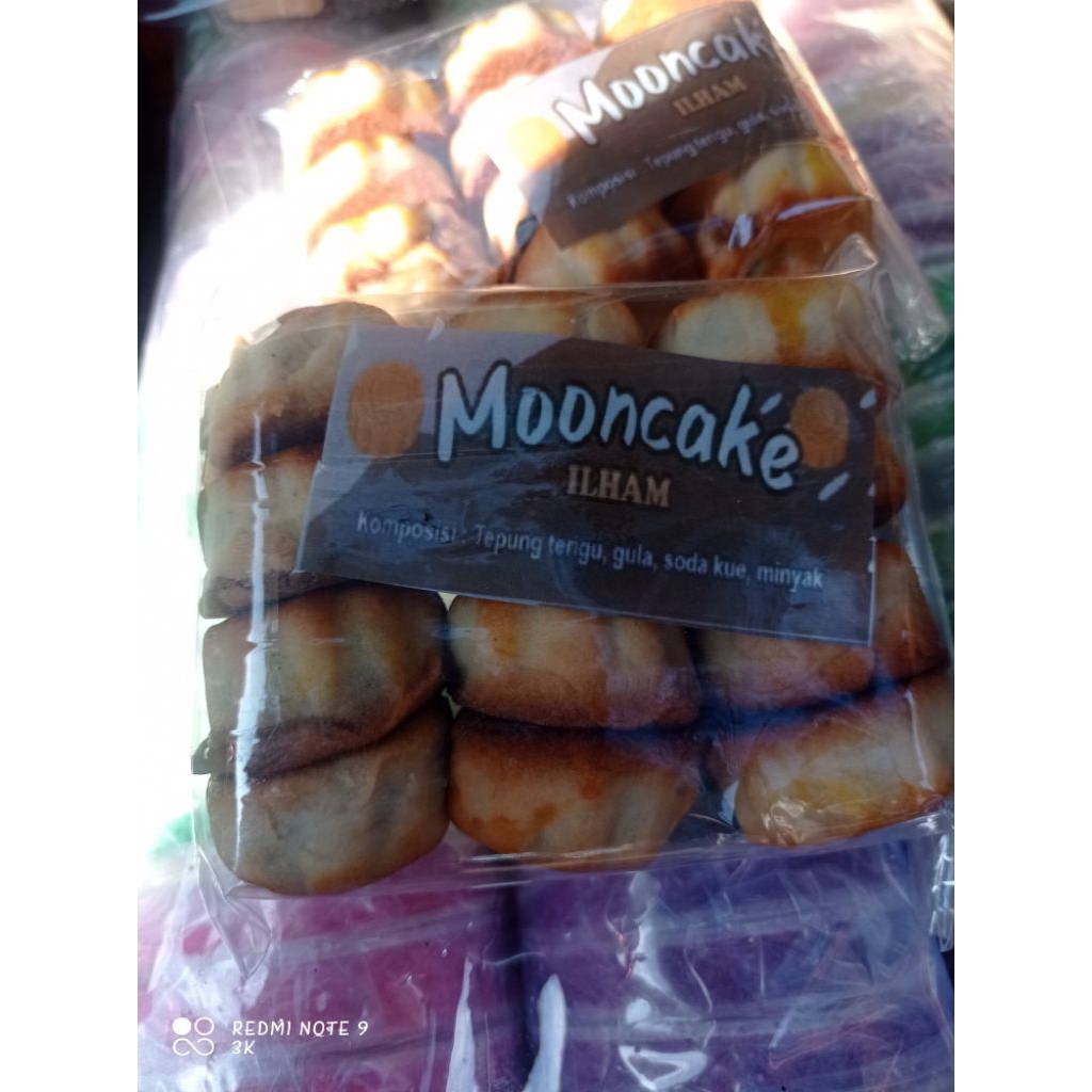 

Mooncake ilham ( kue bulan)