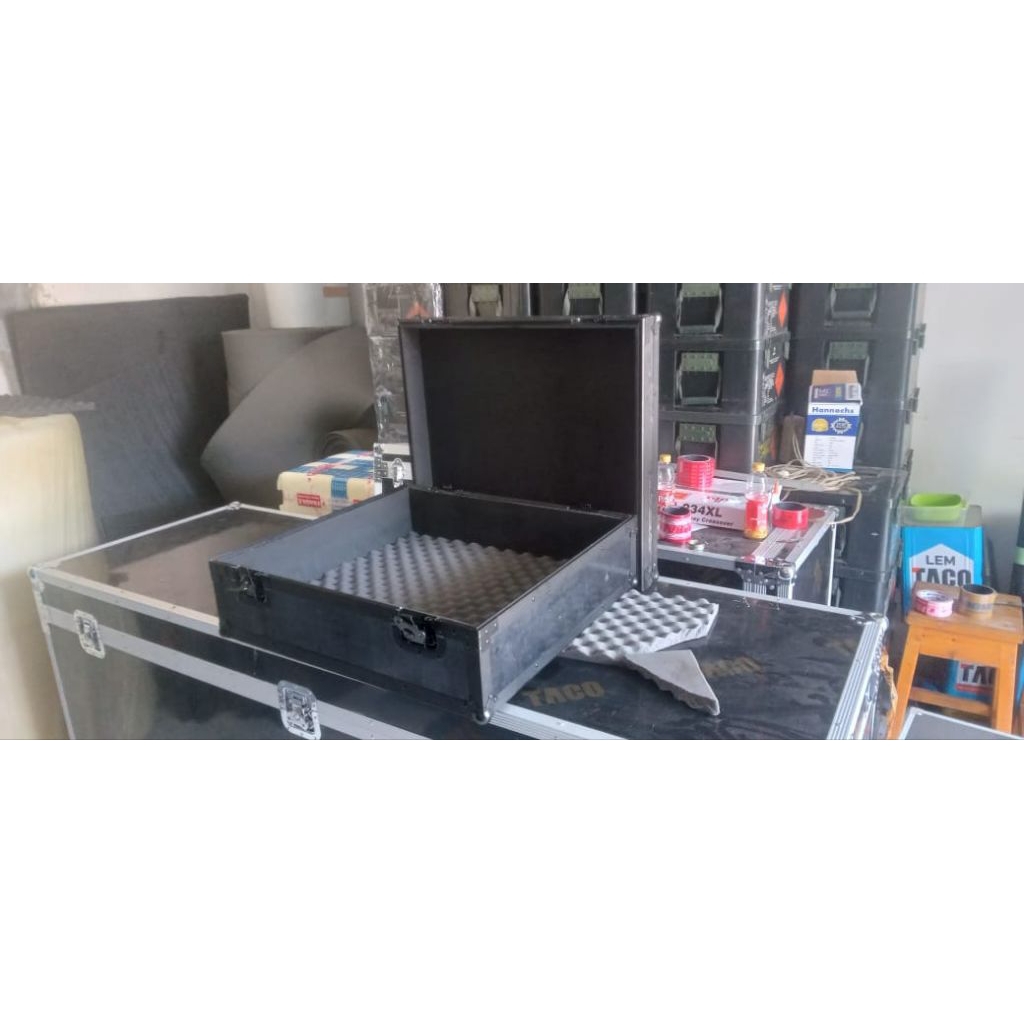 Hardcase Mixer Soundqueen 12 full Hitam Kuat