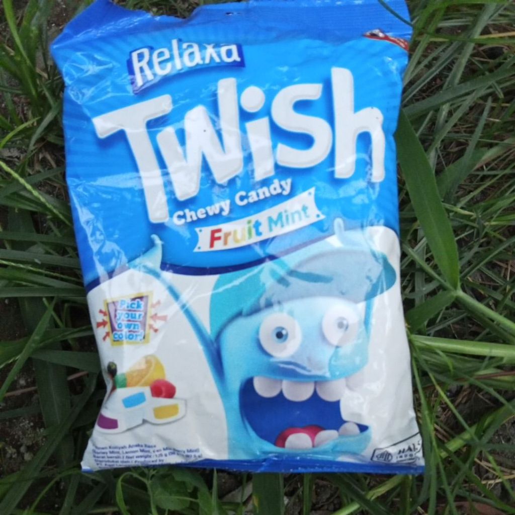

RELAXA TWISH CHEWY CANDY FRUIT MINY 125G (50PCS@2.5G)