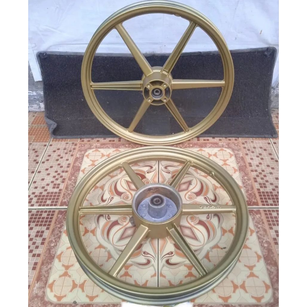 Velg original Venom uk 140 160 Ring 17 satria 2 tak shogun 110 tornado (good condition, finishing re