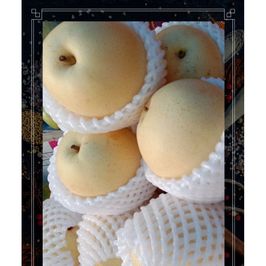 

Pir Madu Segar dan Renyah 1 kg (4-5 buah)