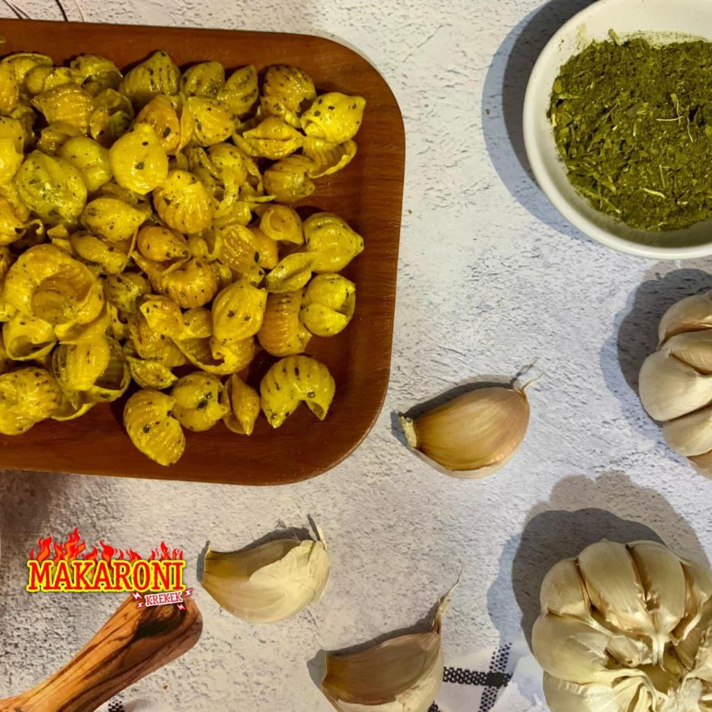 

Makaroni Keong Krekek - Original Bawang Asin dan Original Daun Jeruk - 80gr