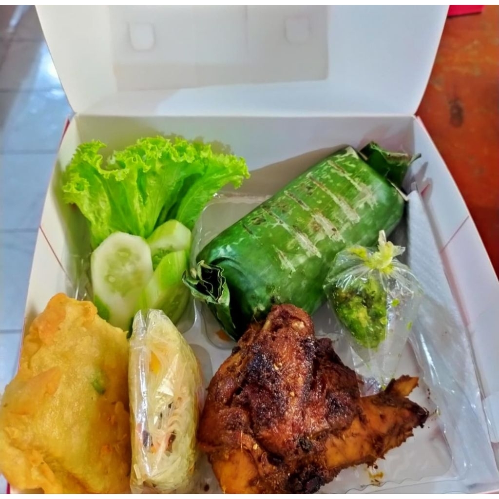 

Paket nasi bakar