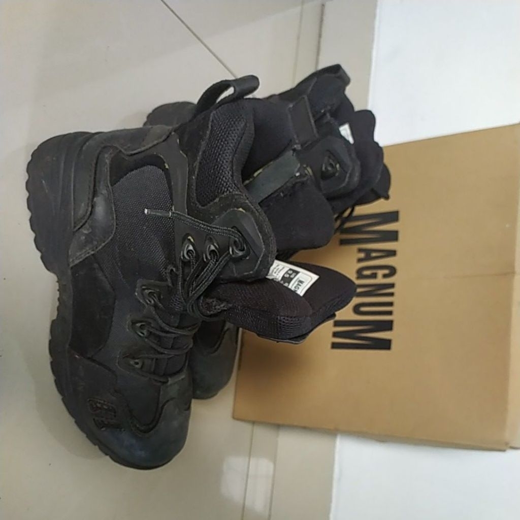 Sepatu boot Tactical Magnum Spider import Sepatu Pdl Magnum Hitam 8 in Sepatu Gunung