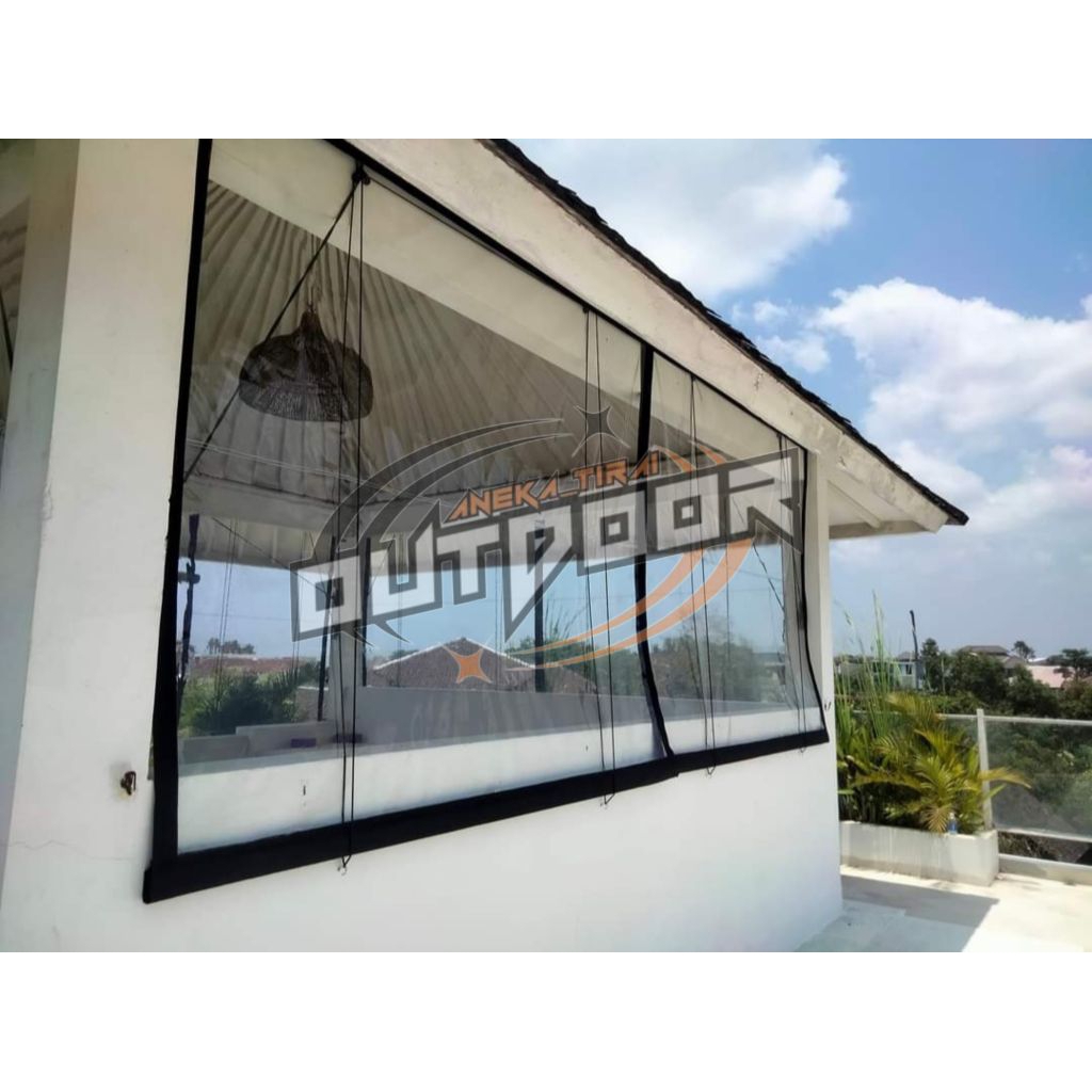 Tirai plastik pvc gulung outdoor ukuran lebar 2,5 m x tinggi 2,5 m