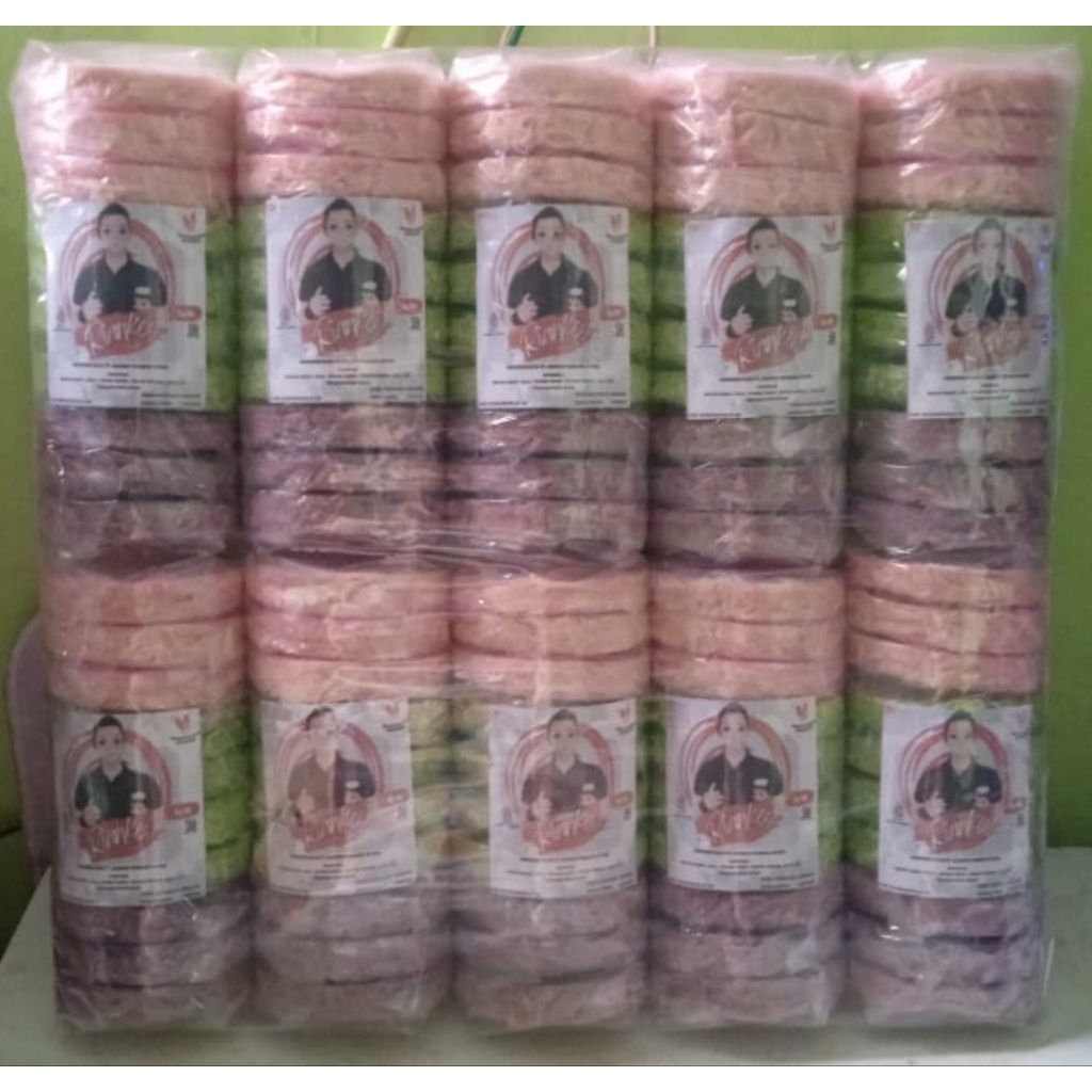 

paket 1 ball arumanis riankey isi.10 keping tebal