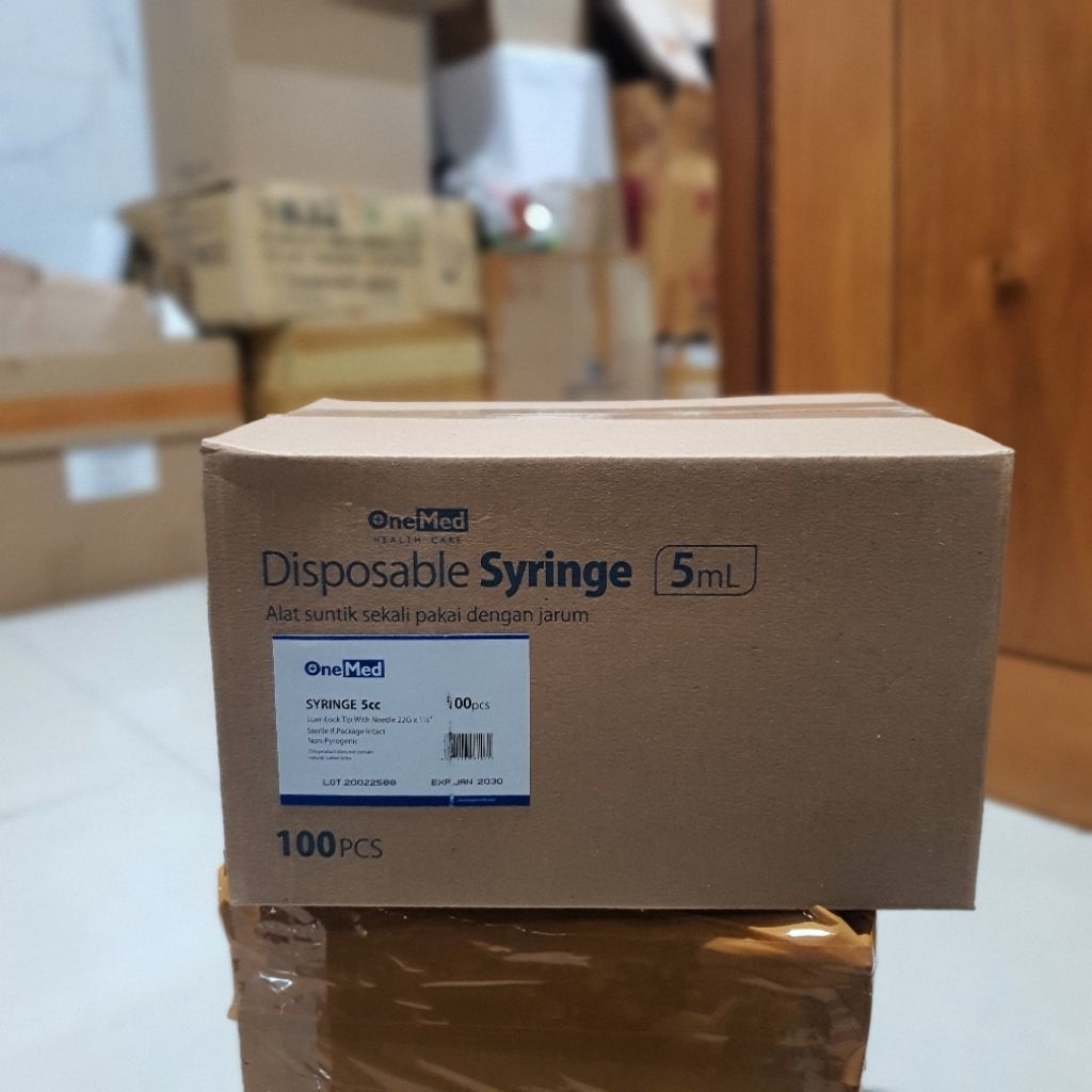 Spuit 5 cc Onemed / Syringe 5 cc Onemed / Disposable Syringe 5 ml Onemed