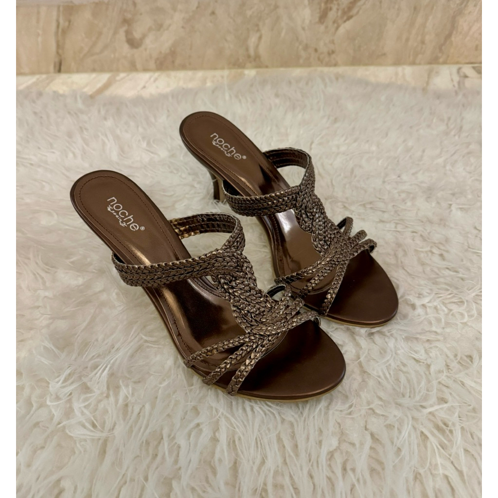 Preloved Sandal wanita merk Noche size 38.