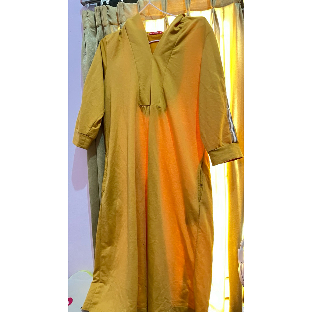 Tunik Graphis mustard