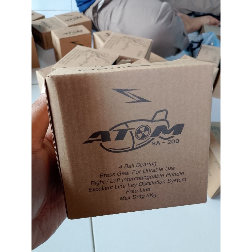 

Kardus Bekas Reel atom Ukuran Kecil ( Bisa Buat Packing Barang DLL )