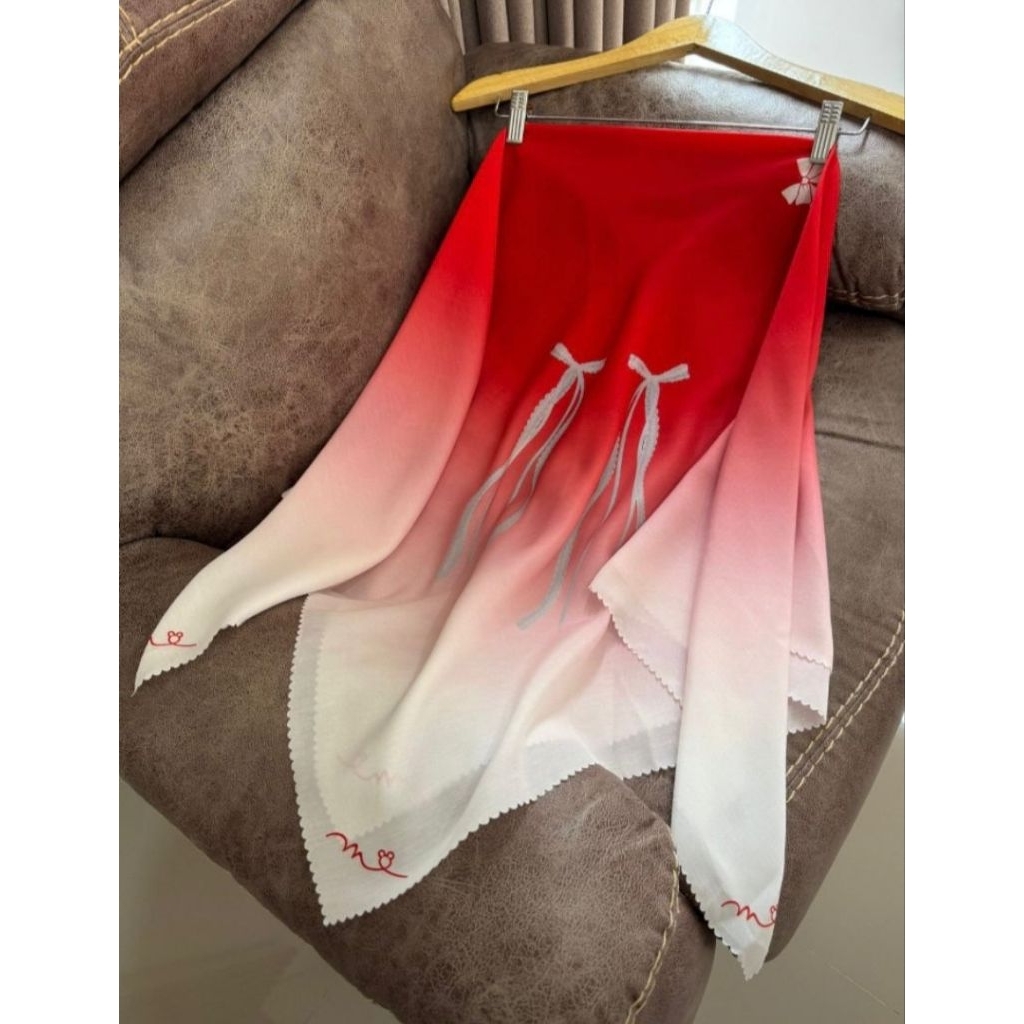 hijab Motif Kemerdekaan/ segi empat polos voal premium/polos merah cabe