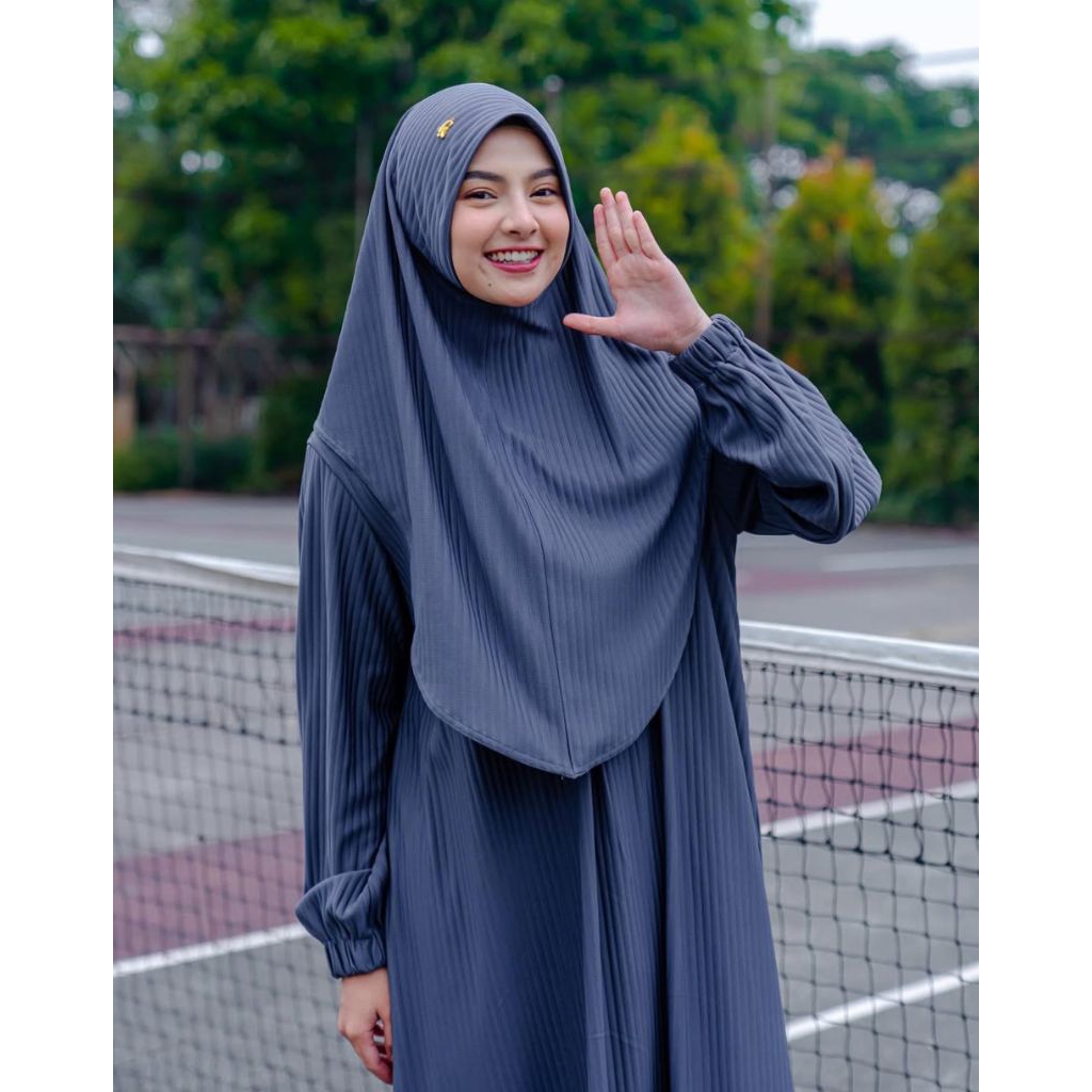 Preloved Khimar Sportwear Kiciks