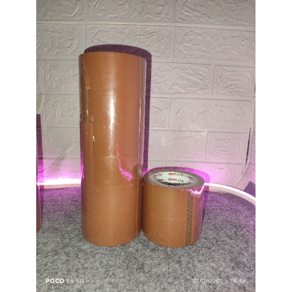 

(FLY HOME)-Lakban packing PLY HOME paket 6 Pcs bonus 2 Pcs ukuran 45×70yard