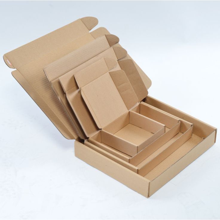 

BOX COKELAT POLOS / BOX PIZZA / KOTAK PENYIMPANAN GIFT - HADIAH / KOTAK AKSESORIES