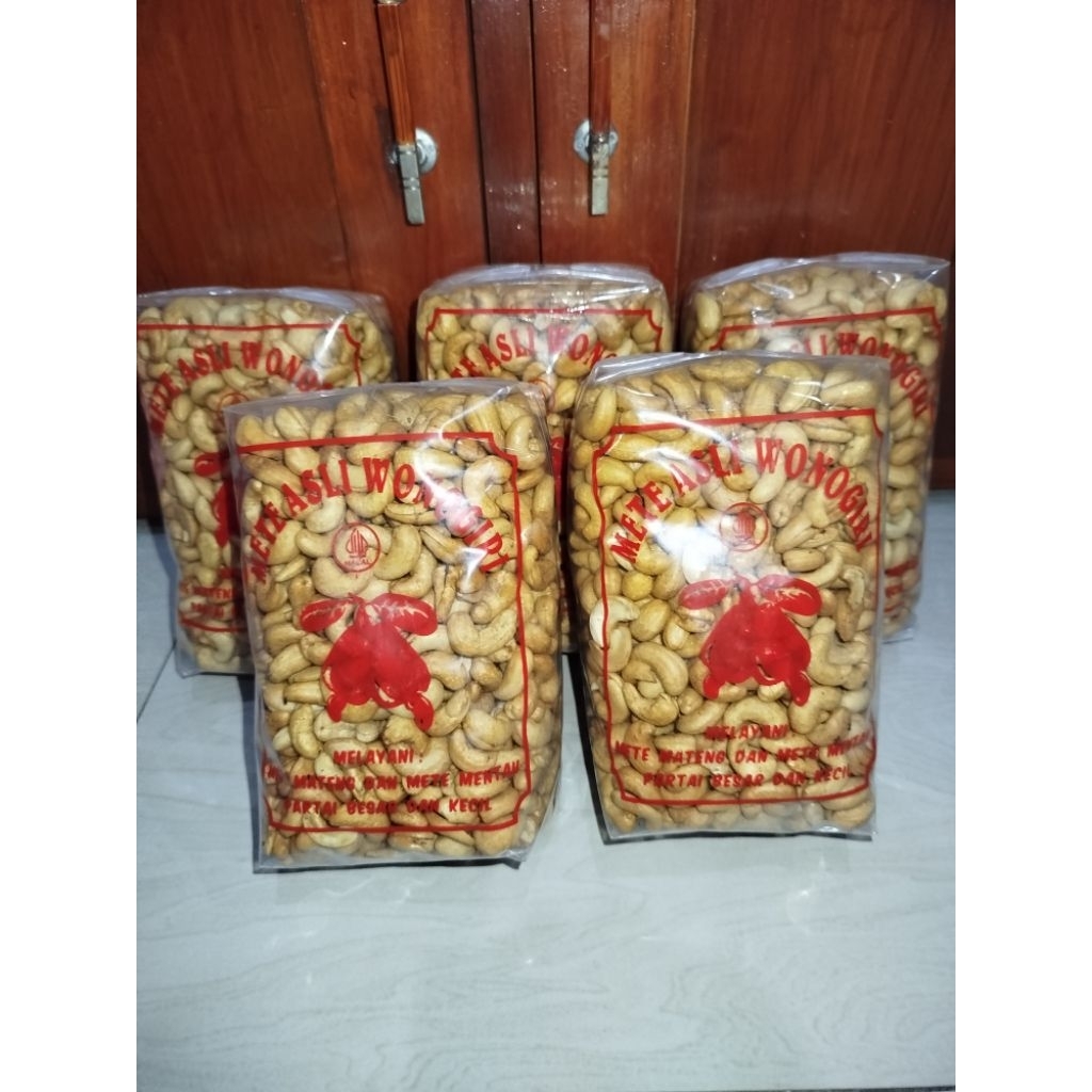 

Kacang Mede Gurih Bawang