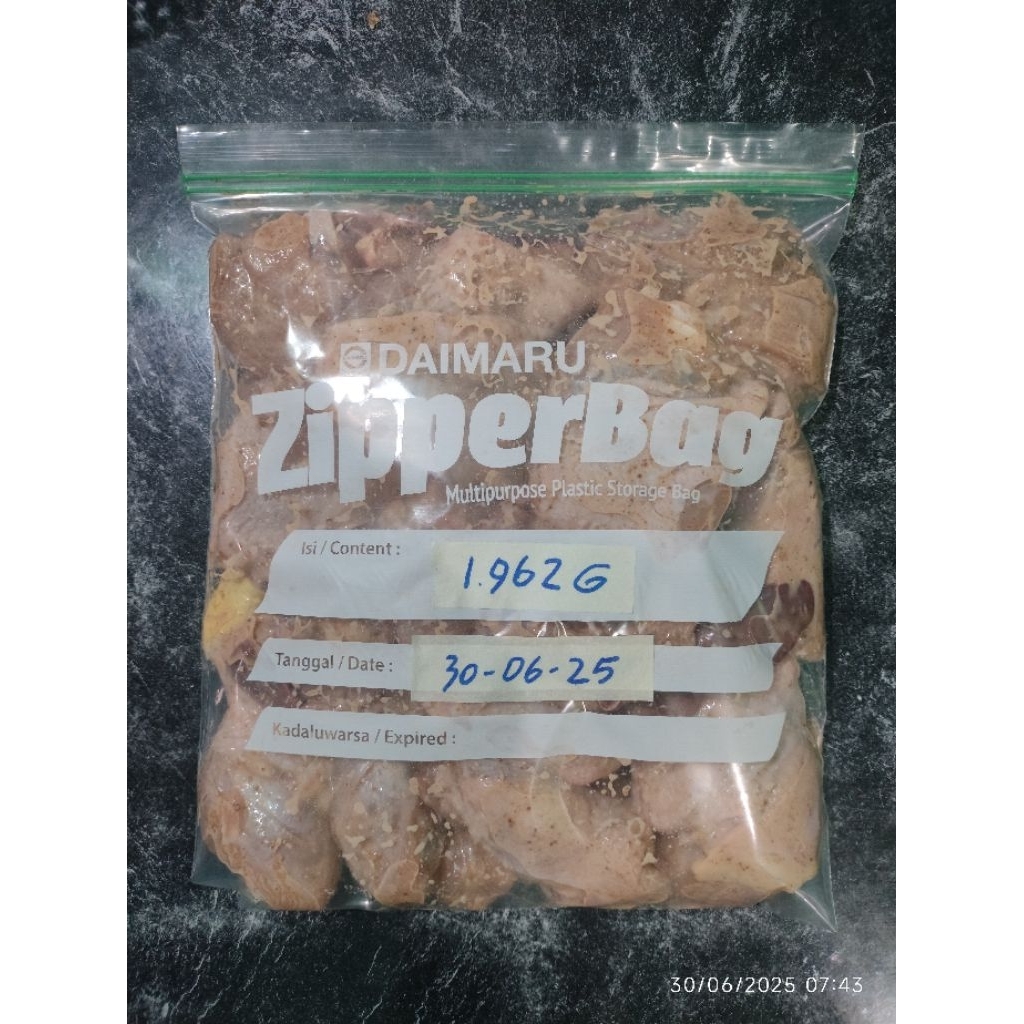 

Ayam Utuh Potong 14